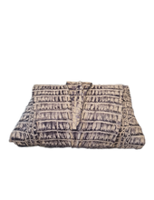 Load image into Gallery viewer, Caiman Wrap around clutch