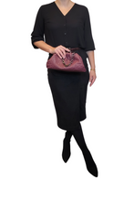 Load image into Gallery viewer, Large Pleated Ostrich clutch